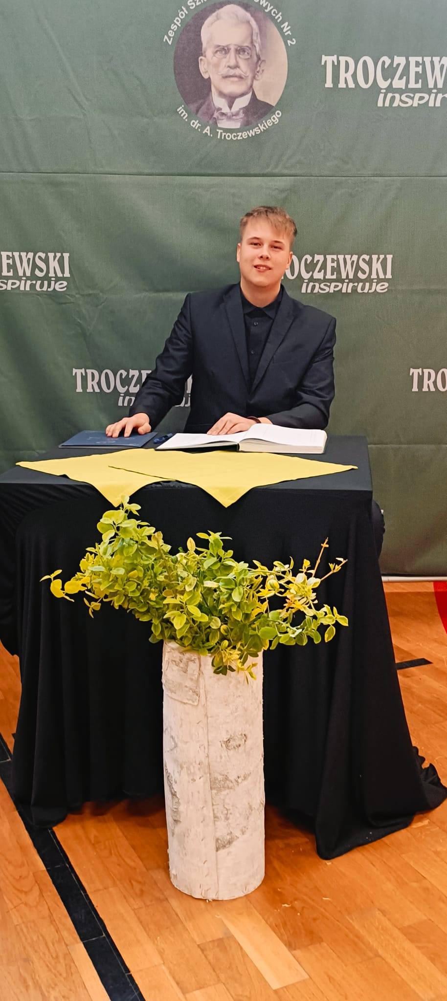 679961887_1410510570881820_7984095304288191375_n